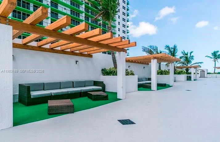 1750 N Bayshore Dr # 1104, Miami, FL 33132 photo 4
