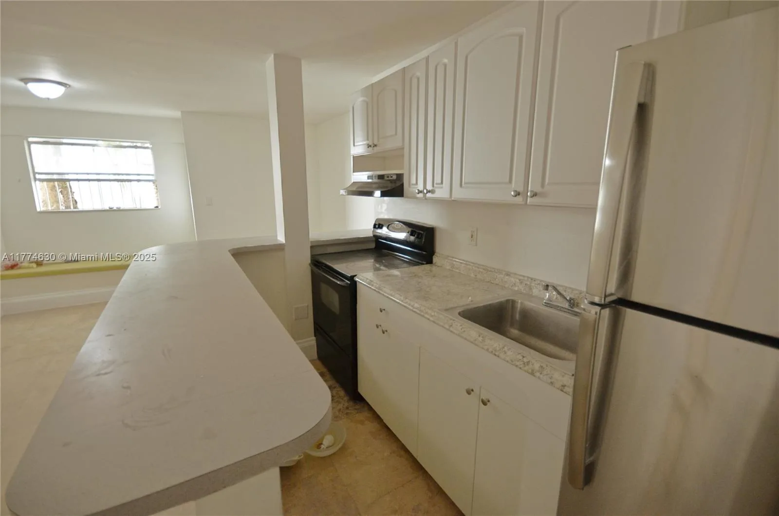 601 NE 22nd St, Miami, FL 33137 photo 9