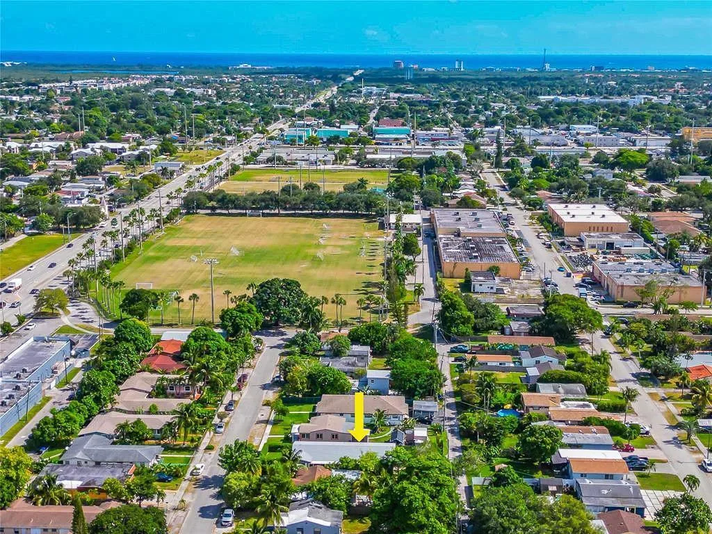 2432 Sherman Street, Hollywood, FL 33020