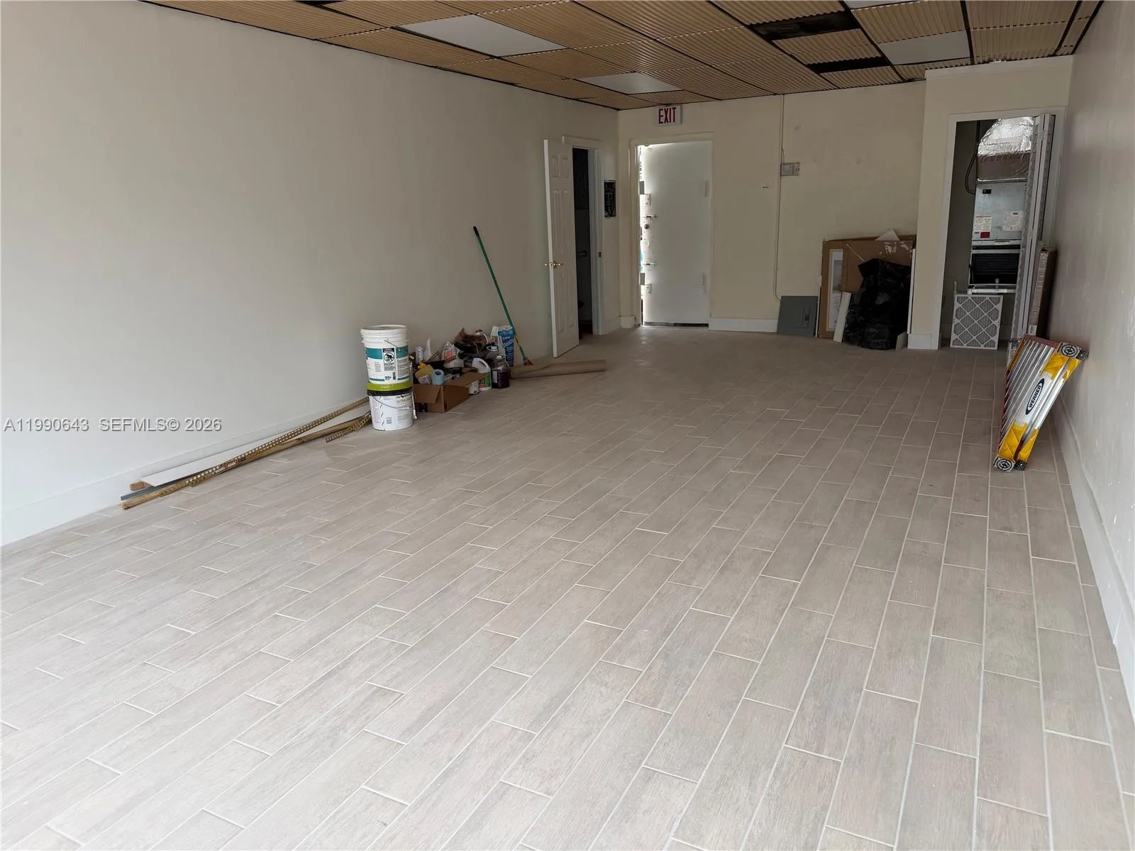 1352 E 4th Ave, Hialeah, FL 33010 photo 4