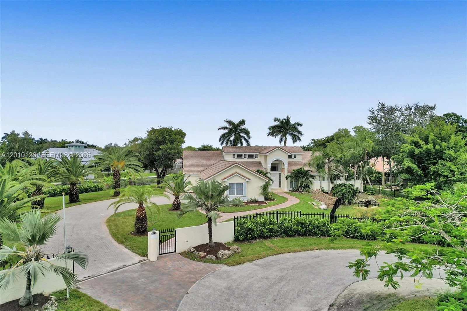 16301 SW 62nd St, Southwest Ranches, FL 33331