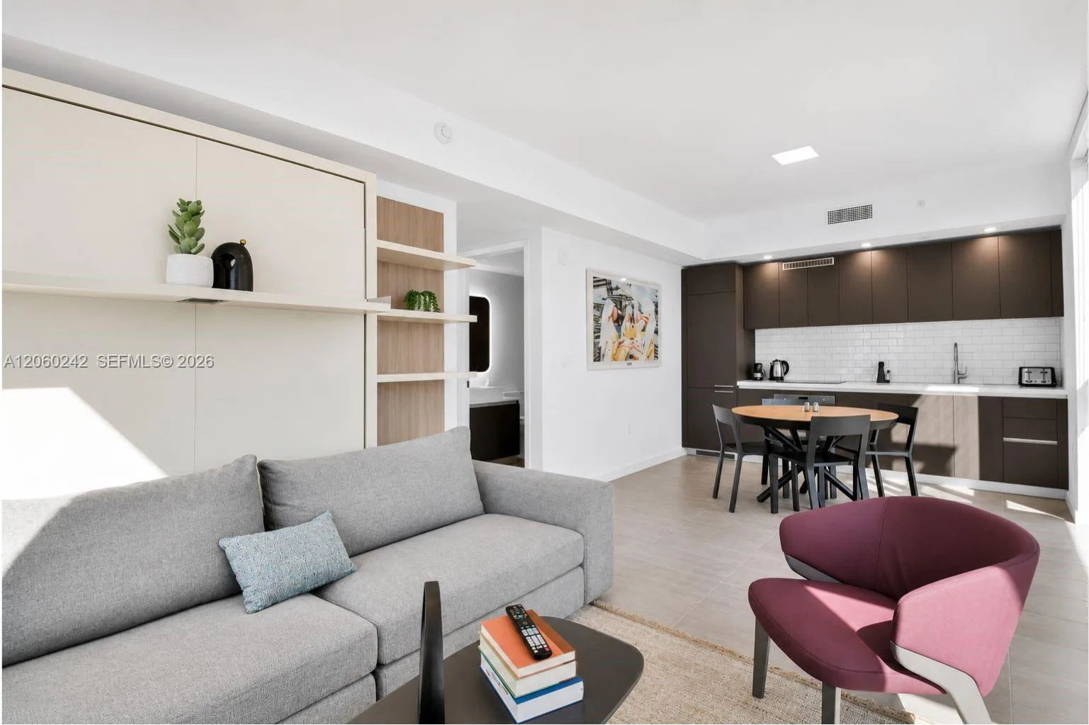 227 NE 2nd St # 2000, Miami, FL 33132 photo 6