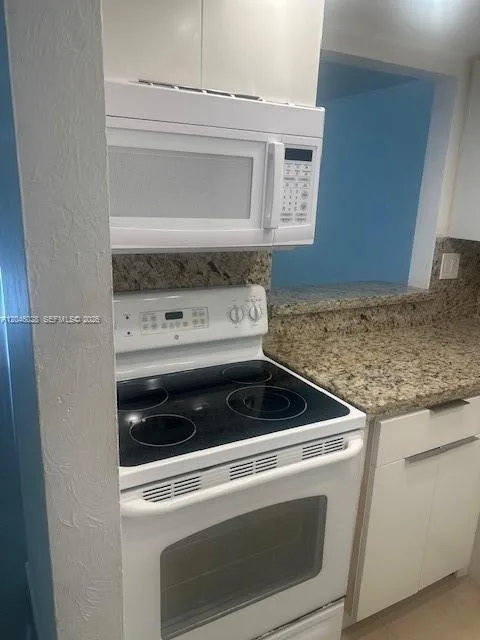 10395 N Kendall Dr # V4, Miami, FL 33176 photo 4