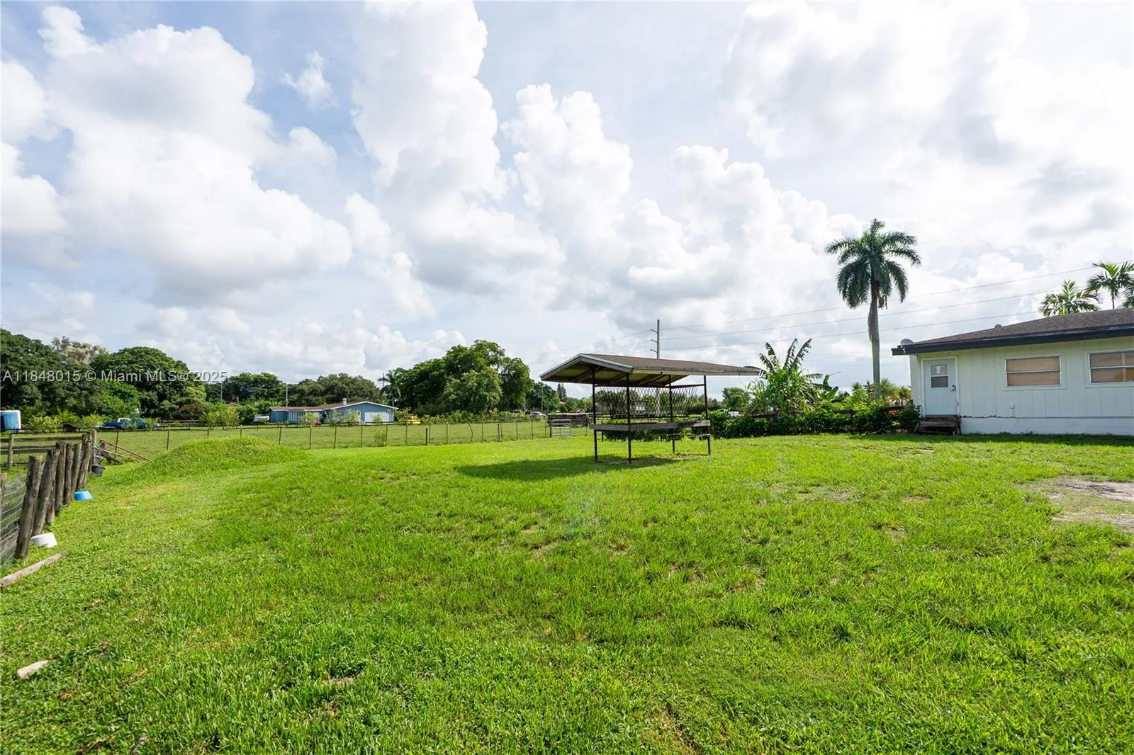 1921 SW 112th Ave, Davie, FL 33325 photo 12
