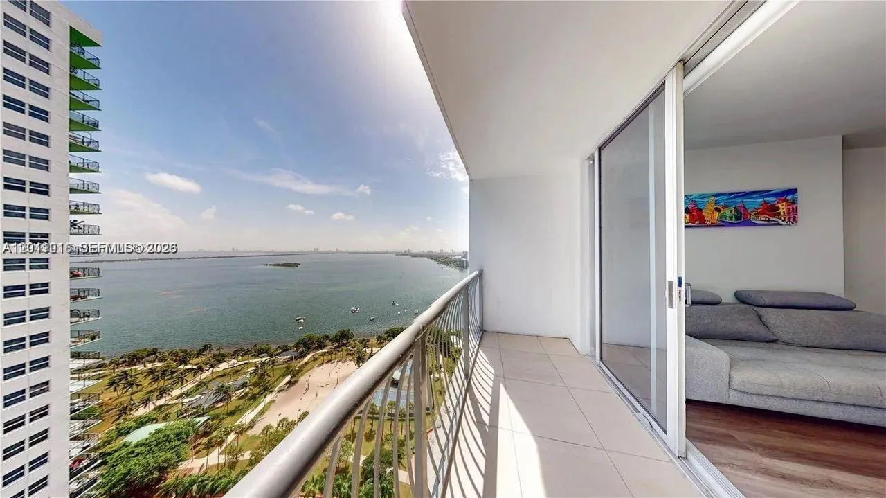 1750 N Bayshore Dr # 2803, Miami, FL 33132