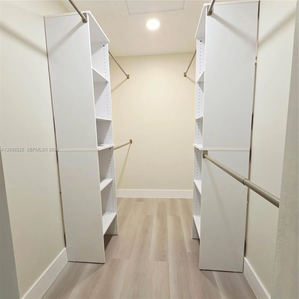 601 NE 1st St, Pompano Beach, FL 33060 photo 5