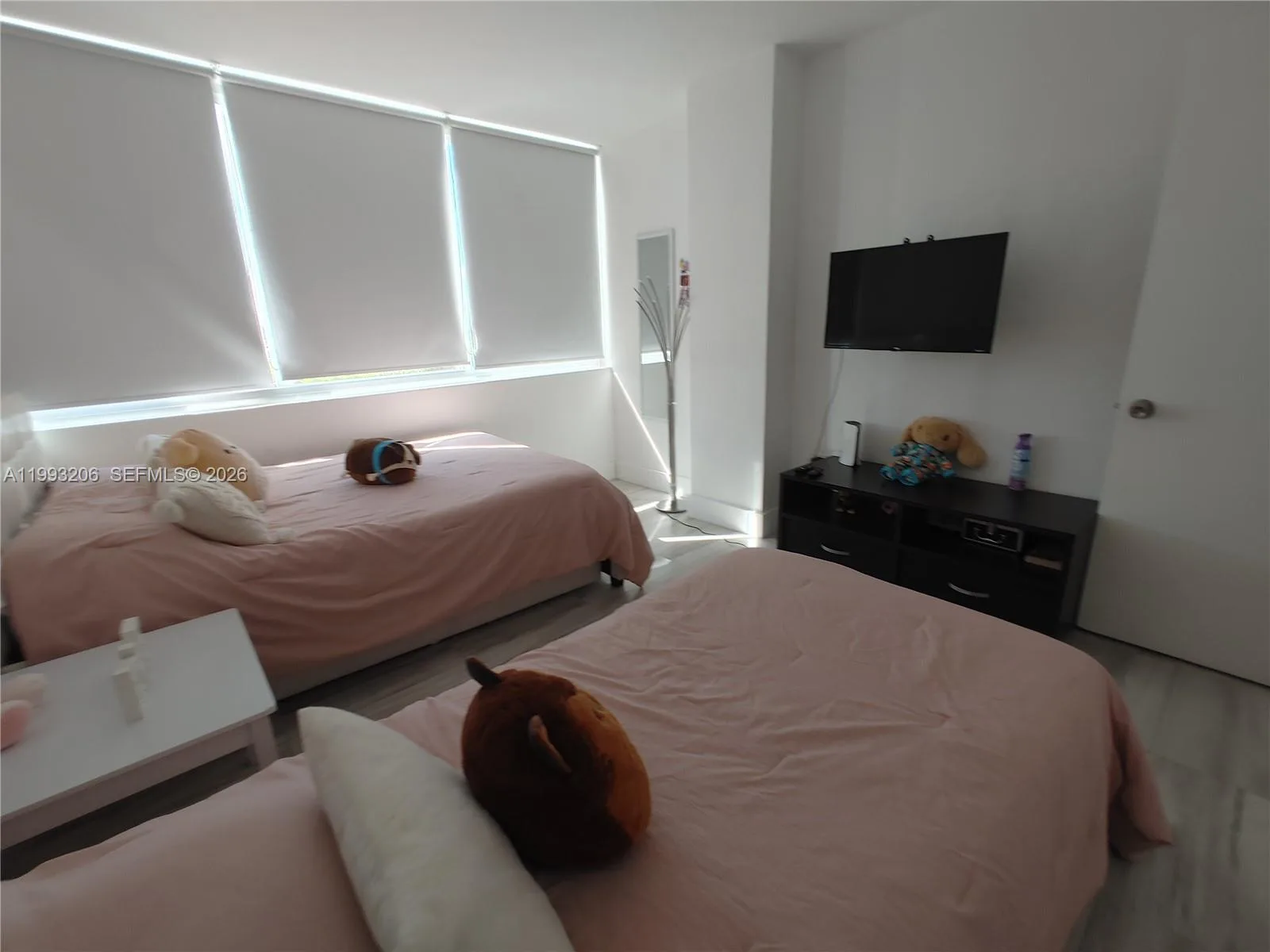 7135 Collins Ave # 525, Miami Beach, FL 33141 photo 11