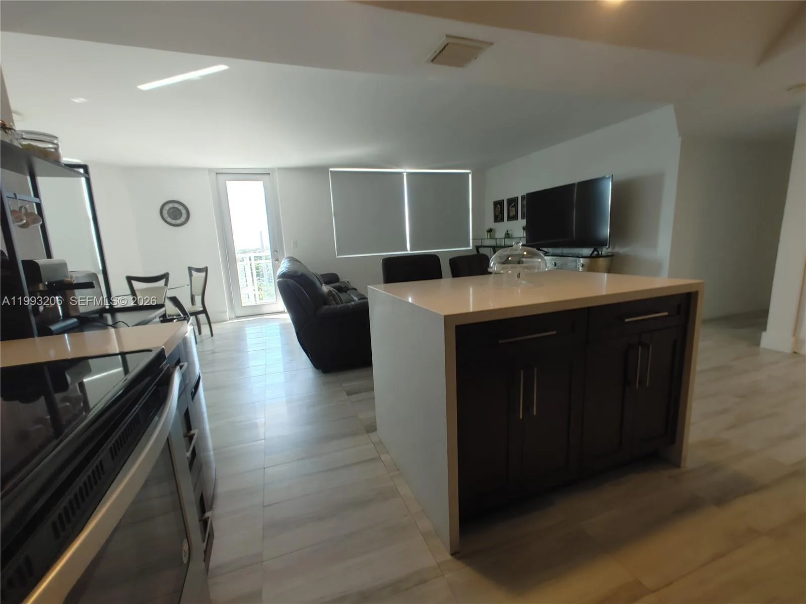 7135 Collins Ave # 525, Miami Beach, FL 33141 photo 4