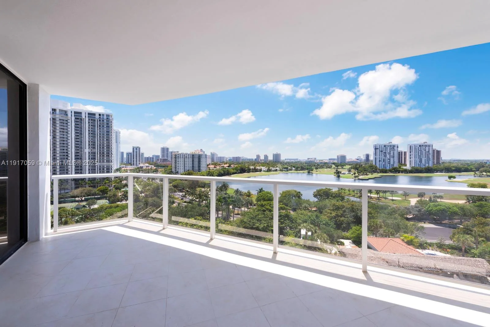 20281 E Country Club Dr # 1009, Aventura, FL 33180 photo 8