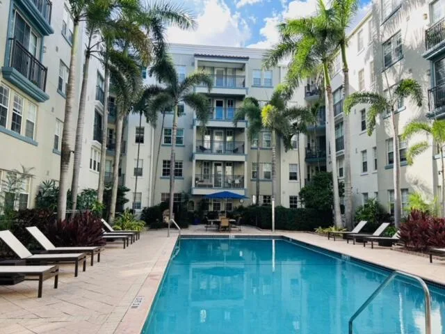 533 NE 3rd Avenue # 204, Fort Lauderdale, FL 33301
