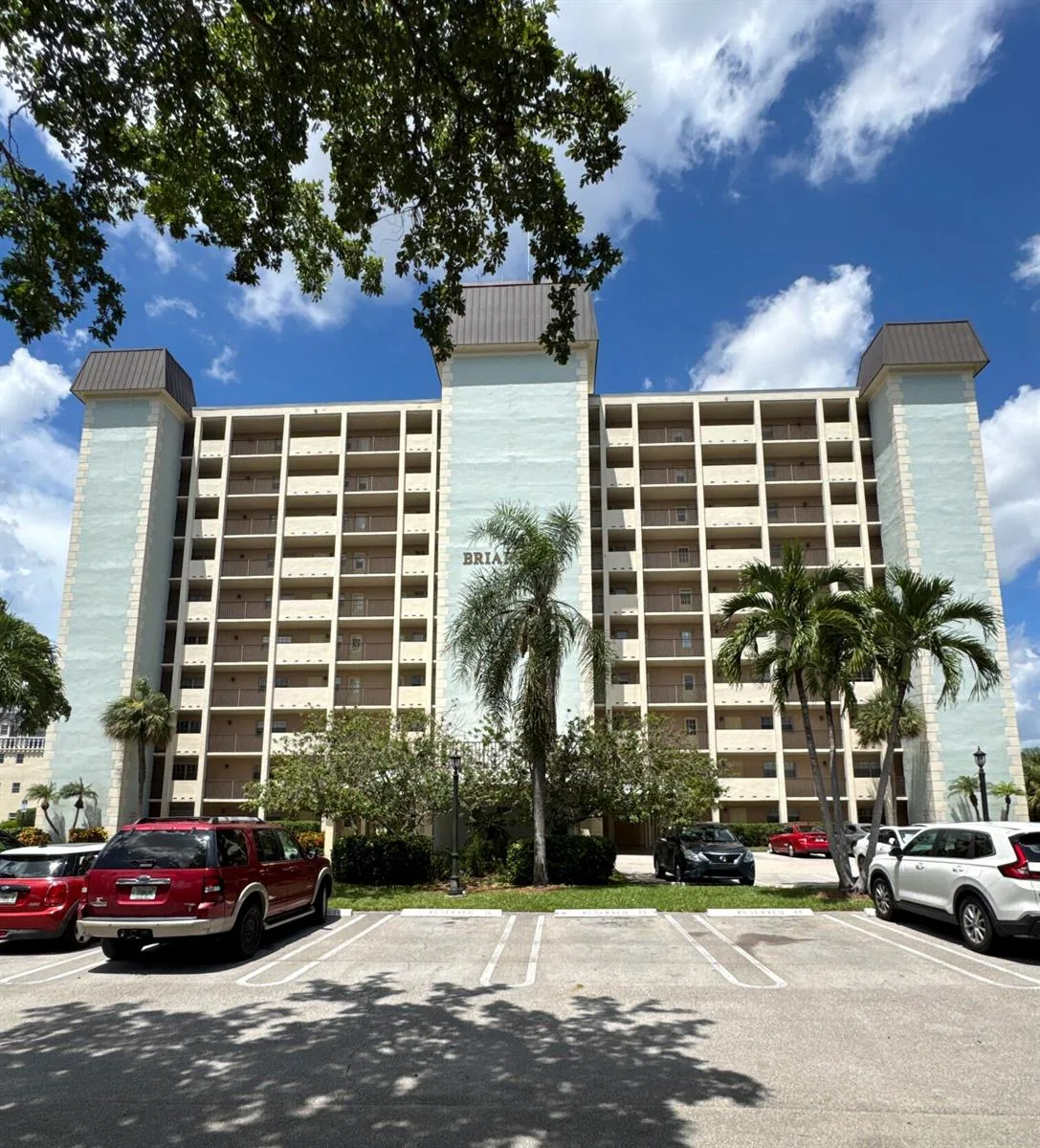 9101 W SAMPLE Road # 601, Coral Springs, FL 33065