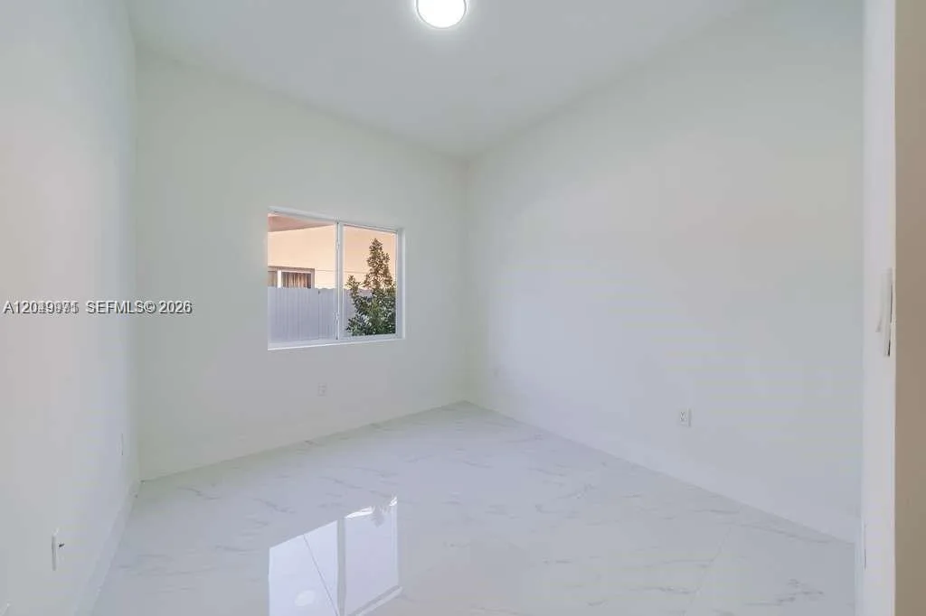 2936 NW 27th St # 2936, Miami, FL 33142 photo 6