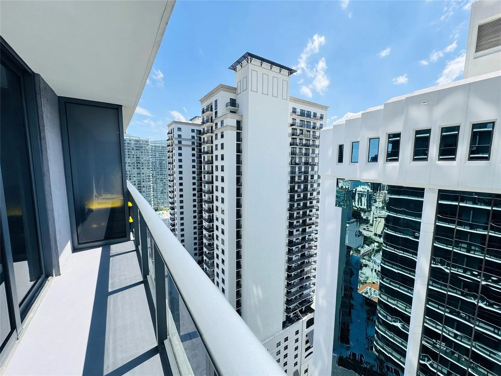 55 SW 9TH Street # 2707, Miami, FL 33130