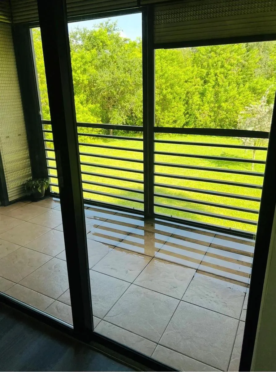 6301 N University Drive # 204, Tamarac, FL 33321