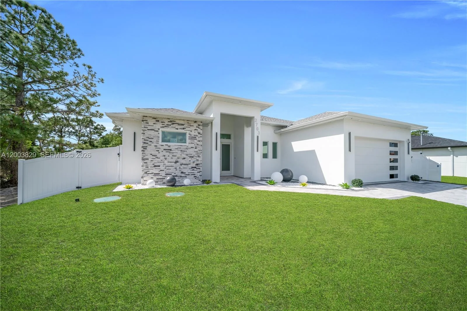 2703 34th ST SW, Lehigh Acres, FL 33976 photo 4