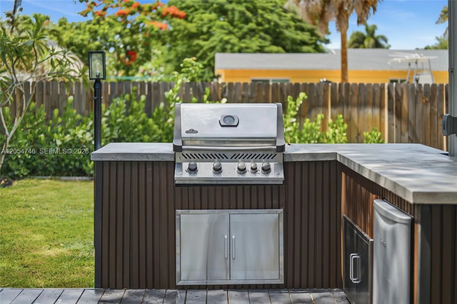 417 NE 11th Ave, Pompano Beach, FL 33060 photo 4