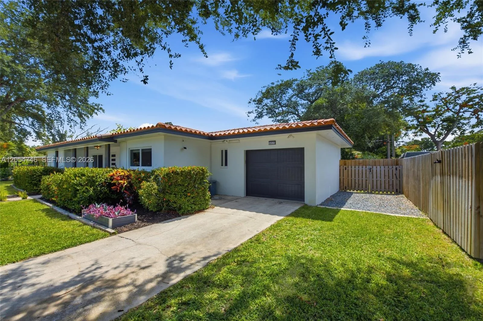 417 NE 11th Ave, Pompano Beach, FL 33060 photo 5