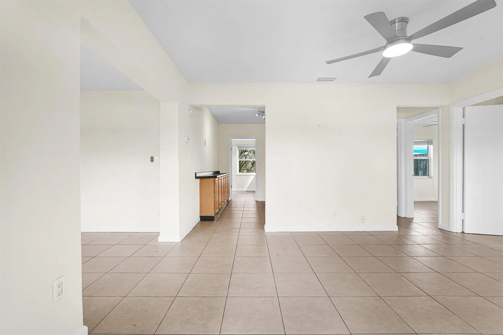 261 NE 45th Street, Oakland Park, FL 33334 photo 6