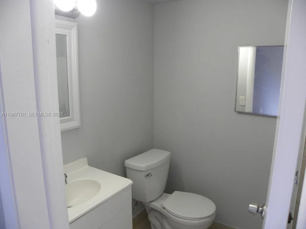 15690 SW 82nd Cir Ln # 9-1, Miami, FL 33193 photo 12