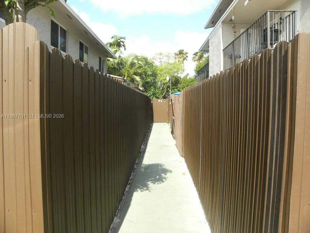 15690 SW 82nd Cir Ln # 9-1, Miami, FL 33193 photo 4