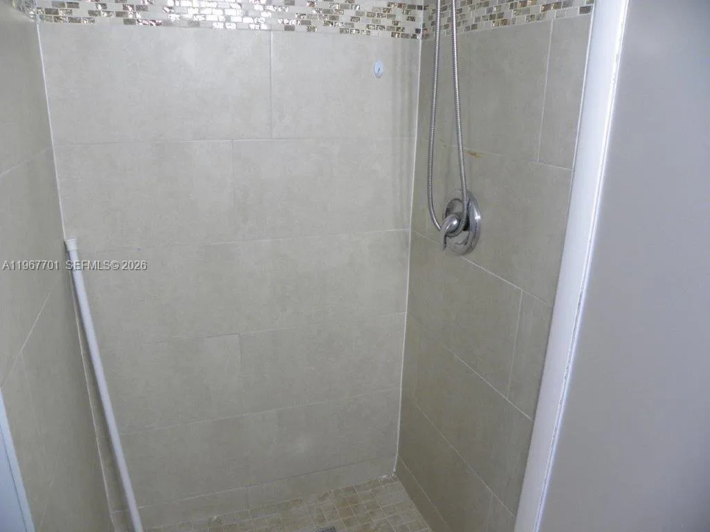 15690 SW 82nd Cir Ln # 9-1, Miami, FL 33193 photo 9
