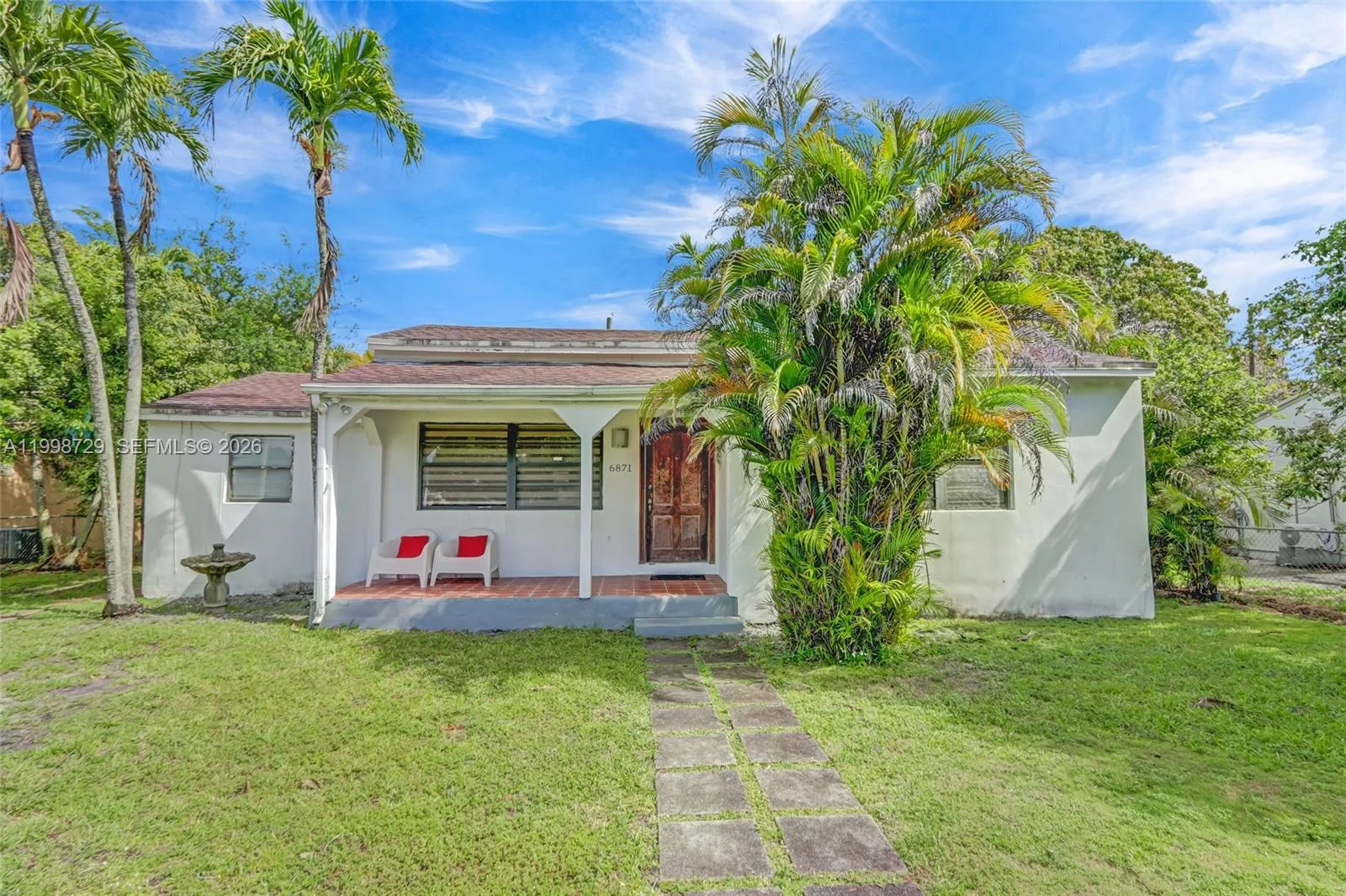 6871 SW 37th St, Miami, FL 33155 photo 2