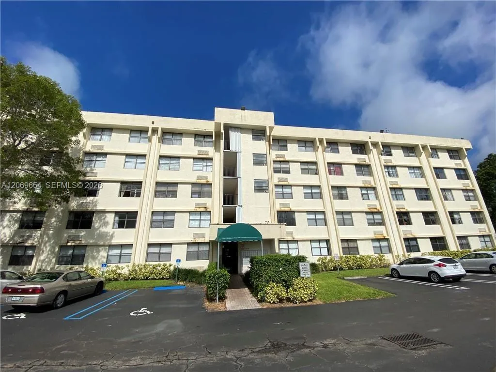 2501 Riverside Dr # 212-A, Coral Springs, FL 33065