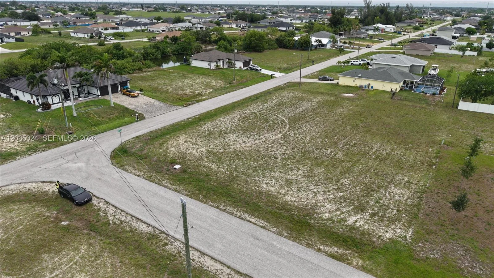 2009 NW 2ND AVE, Cape Coral, FL 33993 photo 3