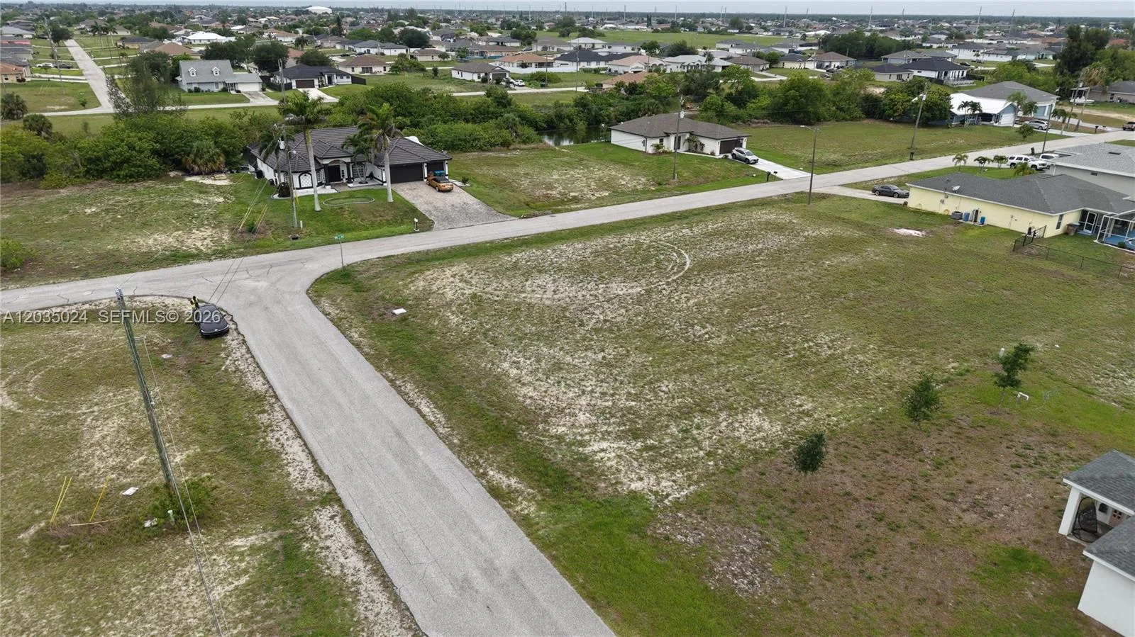 2009 NW 2ND AVE, Cape Coral, FL 33993 photo 4
