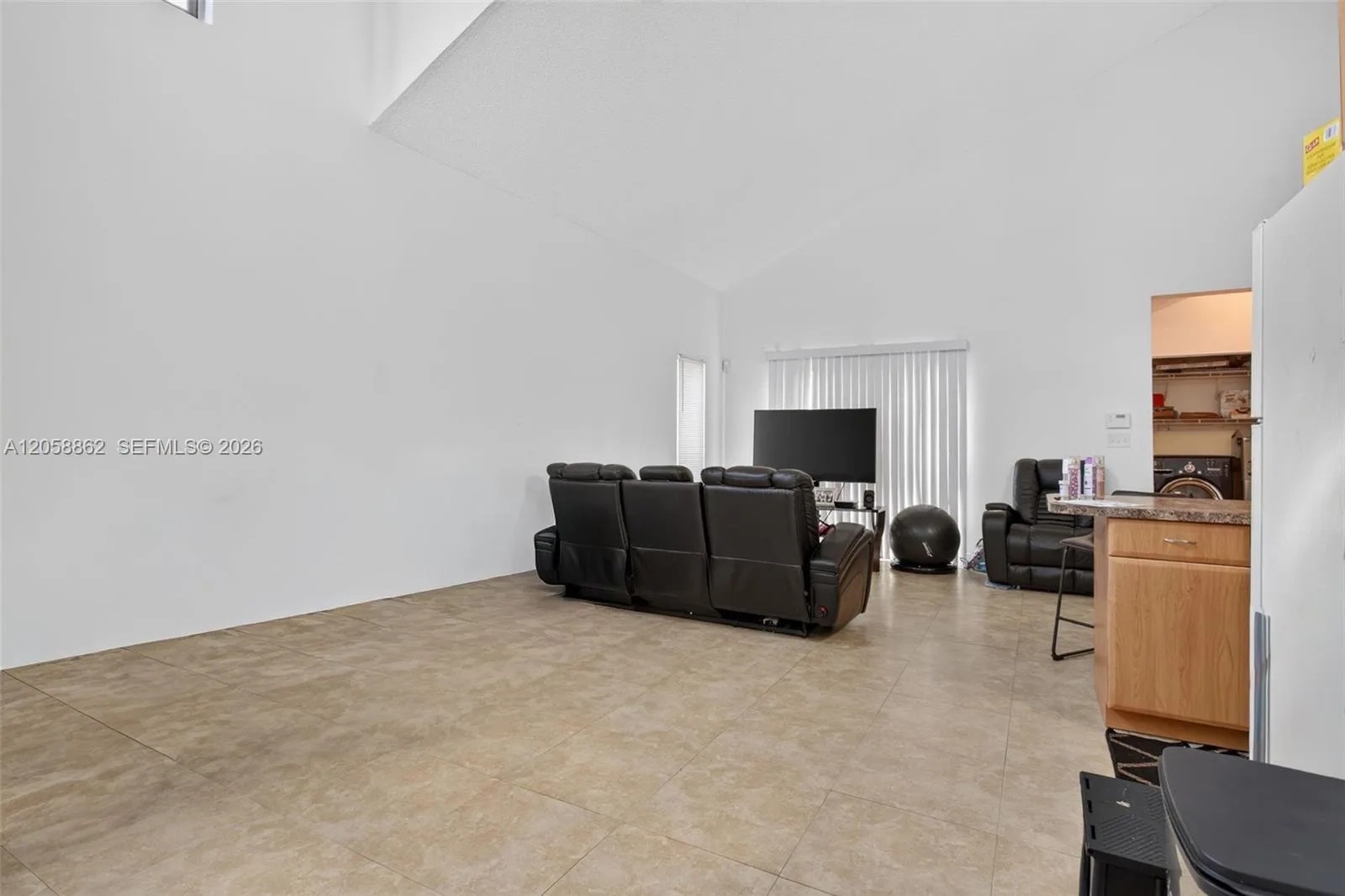 2422 NW 55th Ter, Lauderhill, FL 33313 photo 11