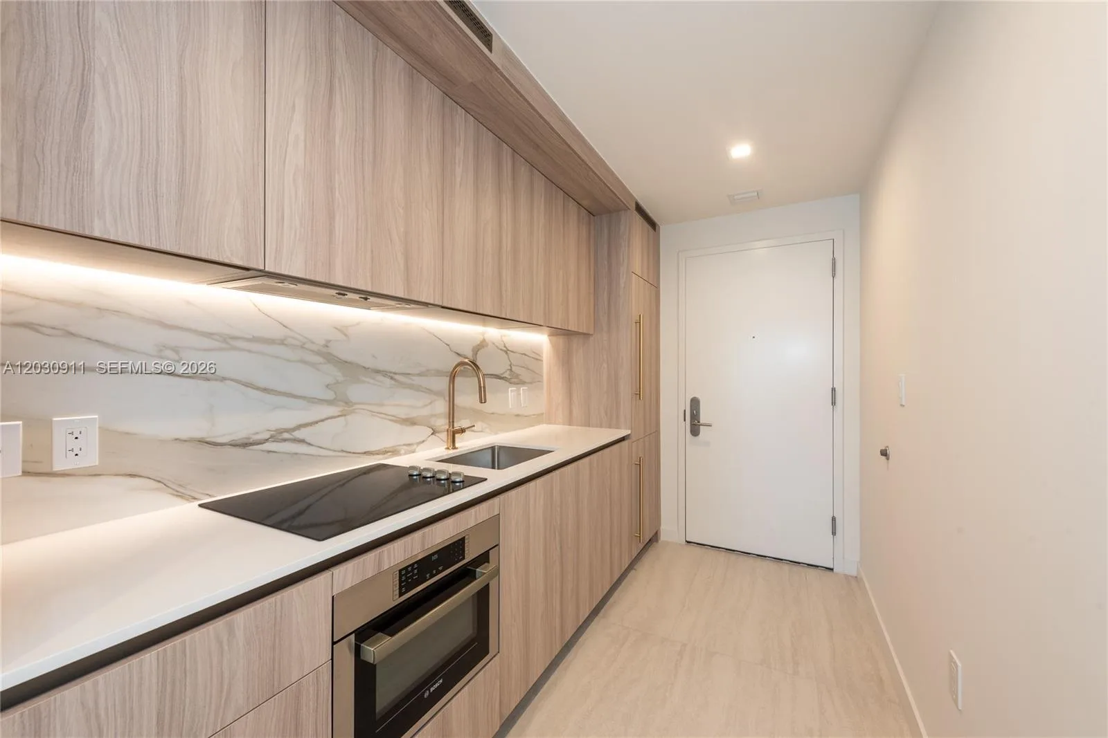 77 SE 5th Street # 1804, Miami, FL 33131