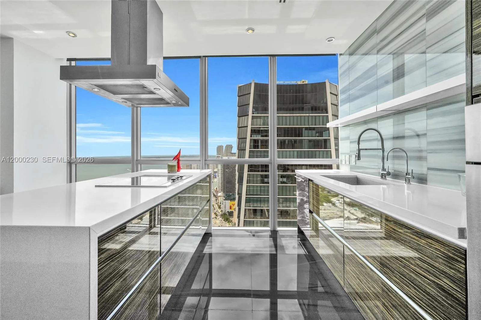 1100 Biscayne Blvd # 6001, Miami, FL 33132 photo 10