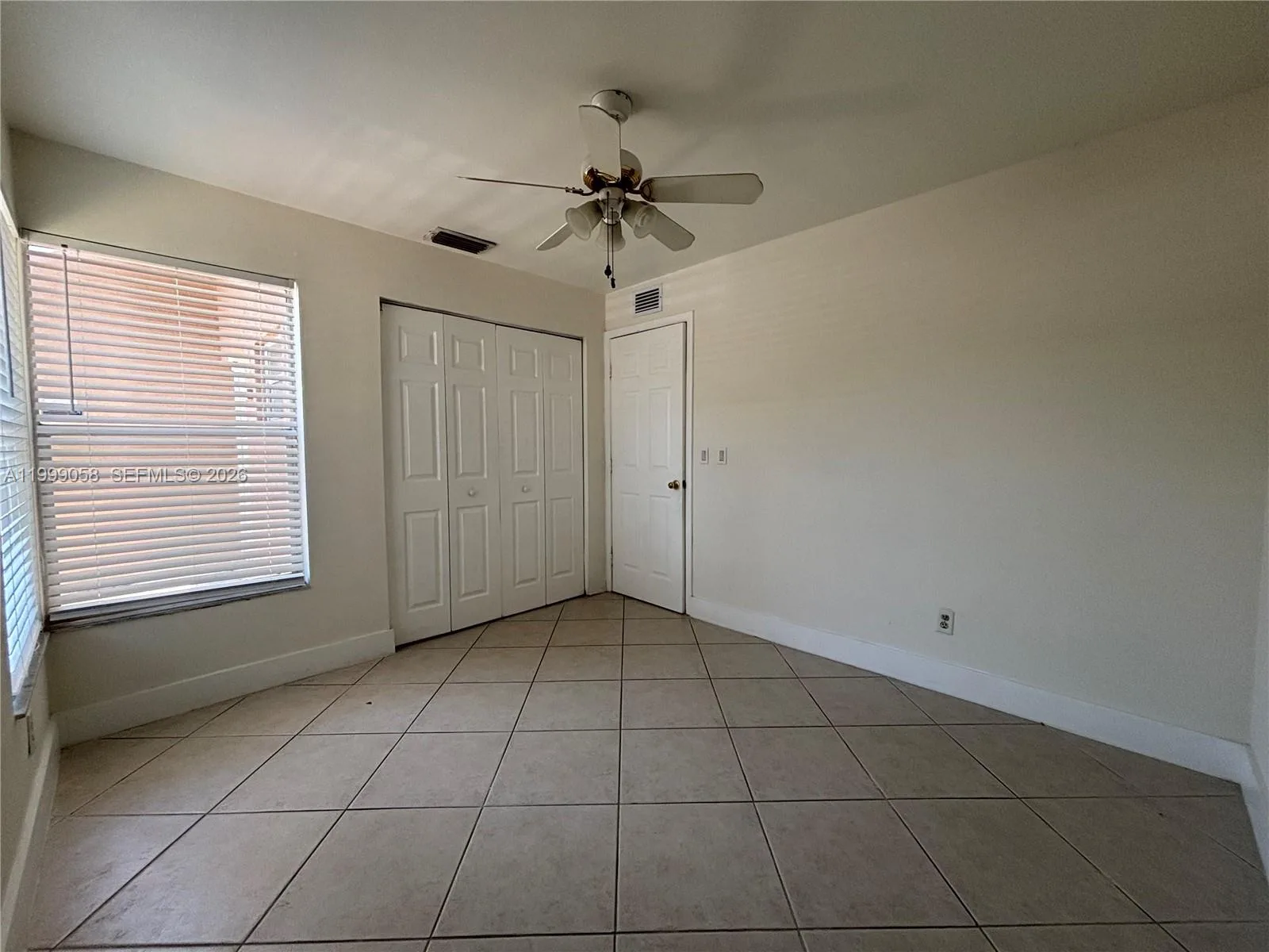 219 SE 8th St # 601, Hallandale Beach, FL 33009 photo 11