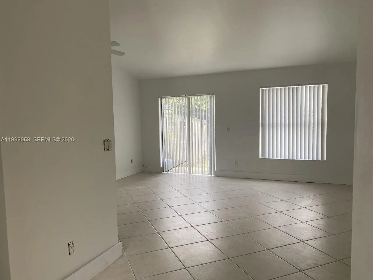 219 SE 8th St # 601, Hallandale Beach, FL 33009 photo 7