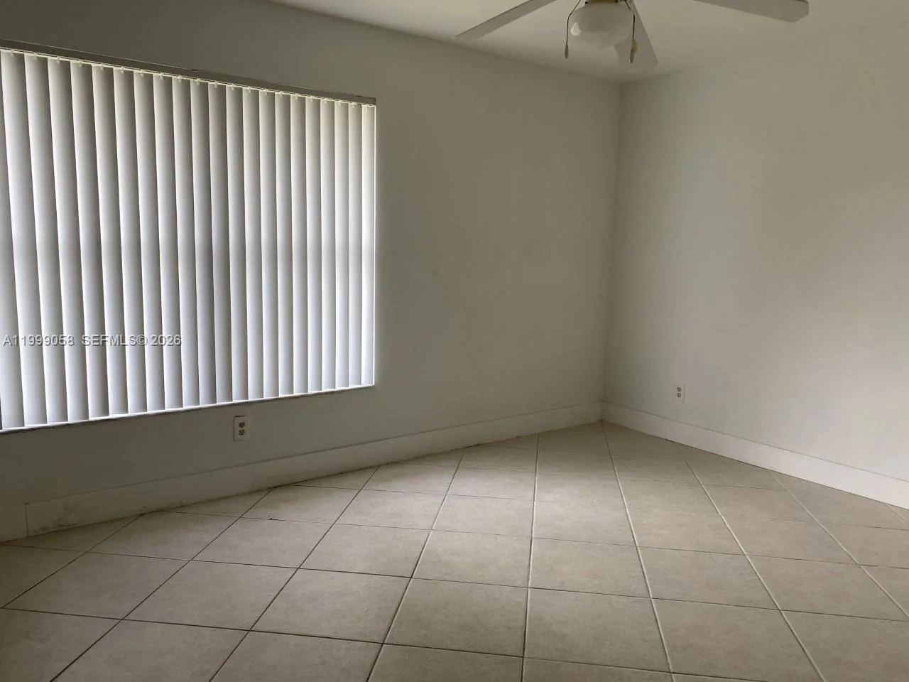 219 SE 8th St # 601, Hallandale Beach, FL 33009 photo 8