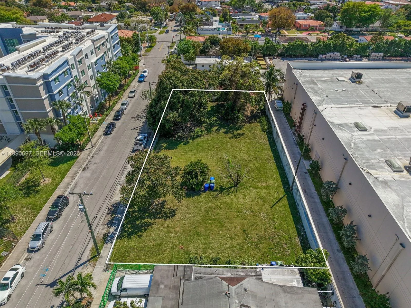 1000 SW 30th Ave, Miami, FL 33135 photo 4