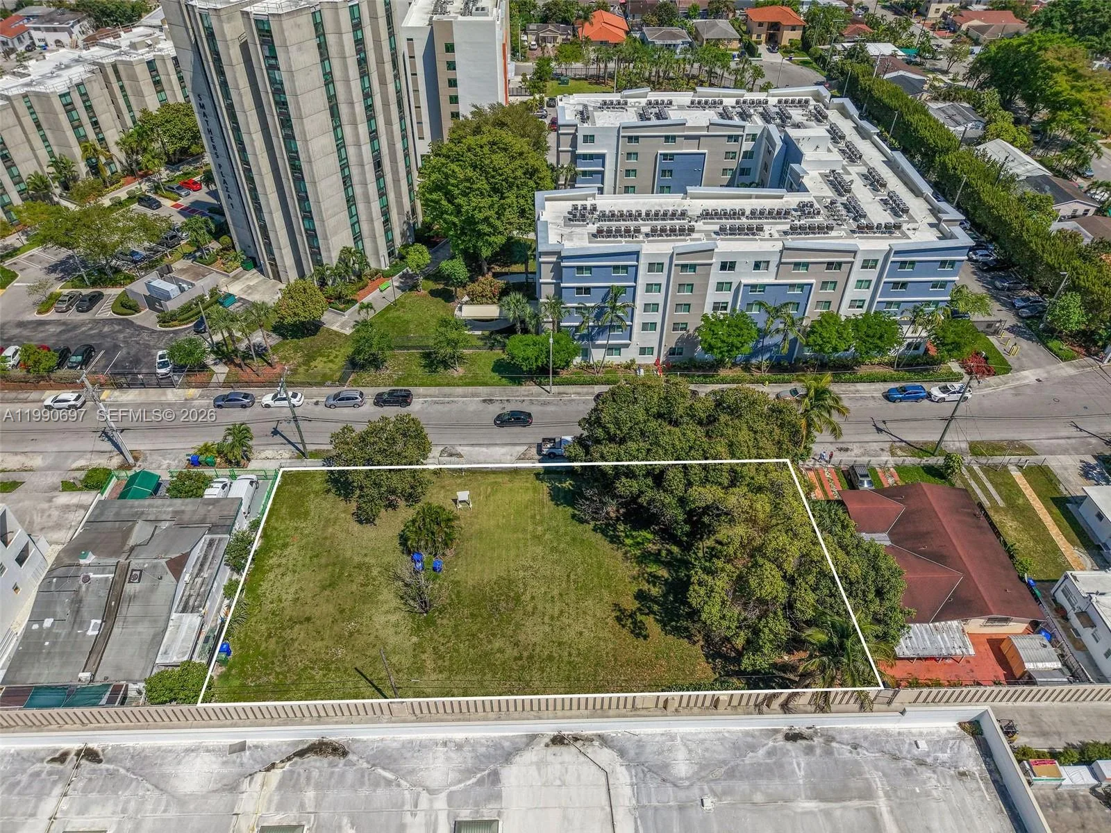 1000 SW 30th Ave, Miami, FL 33135 photo 5