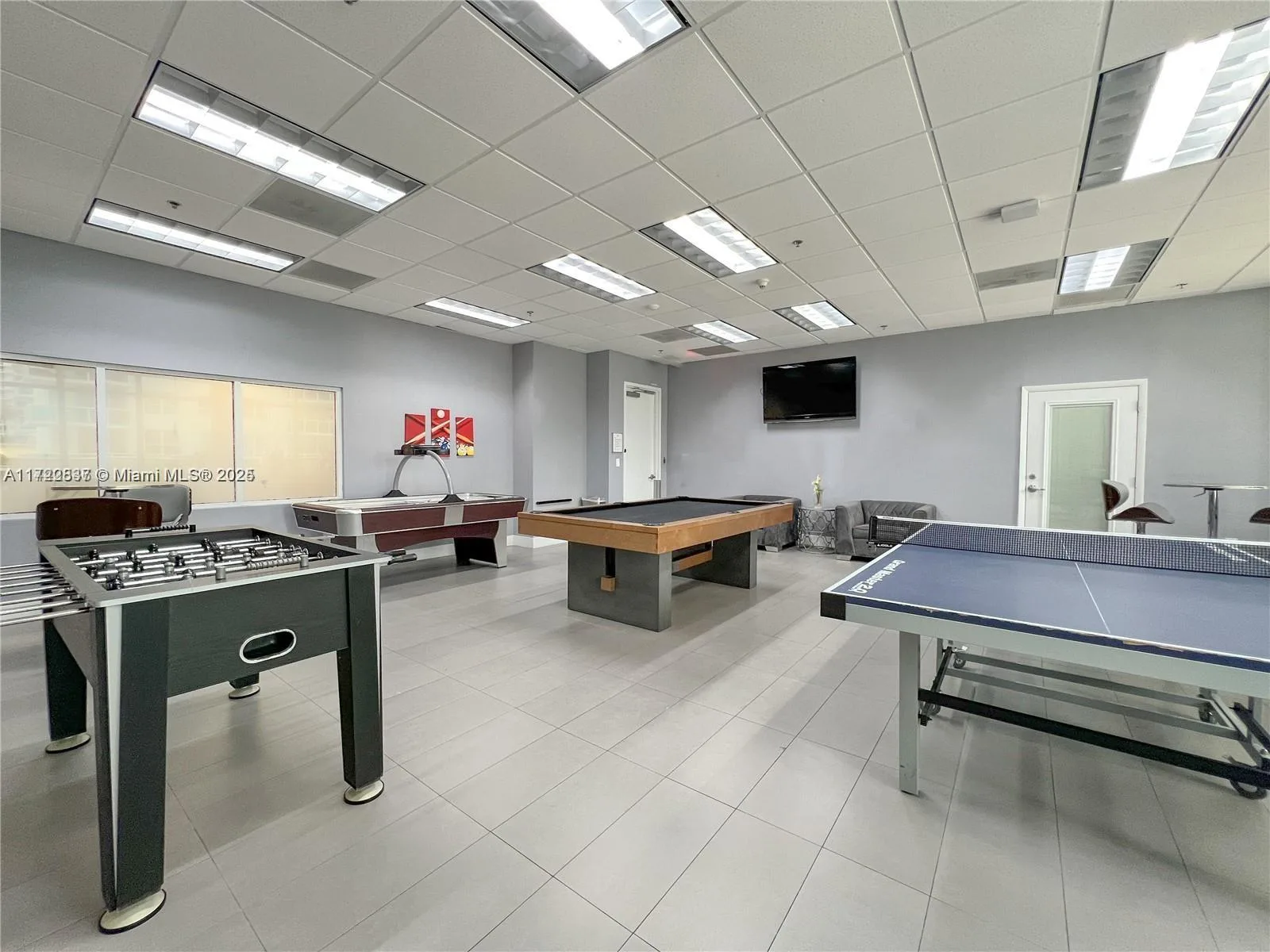 1200 Brickell Bay Dr # 2007, Miami, FL 33131 photo 7