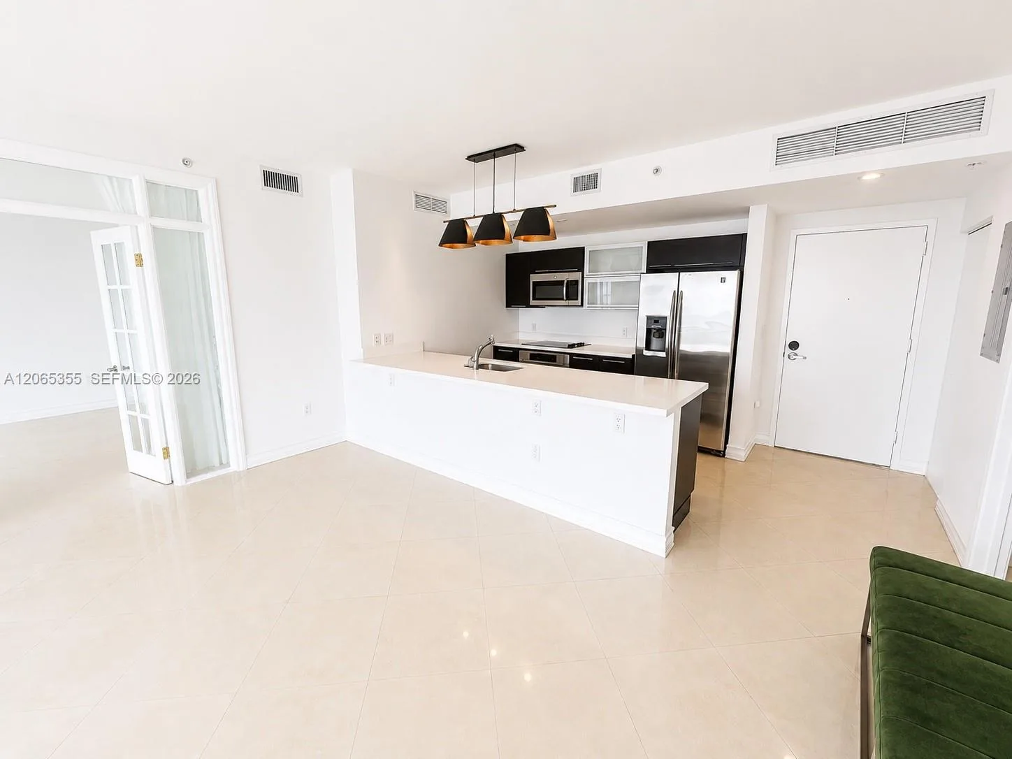 90 SW 3rd St # 3106, Miami, FL 33130 photo 2