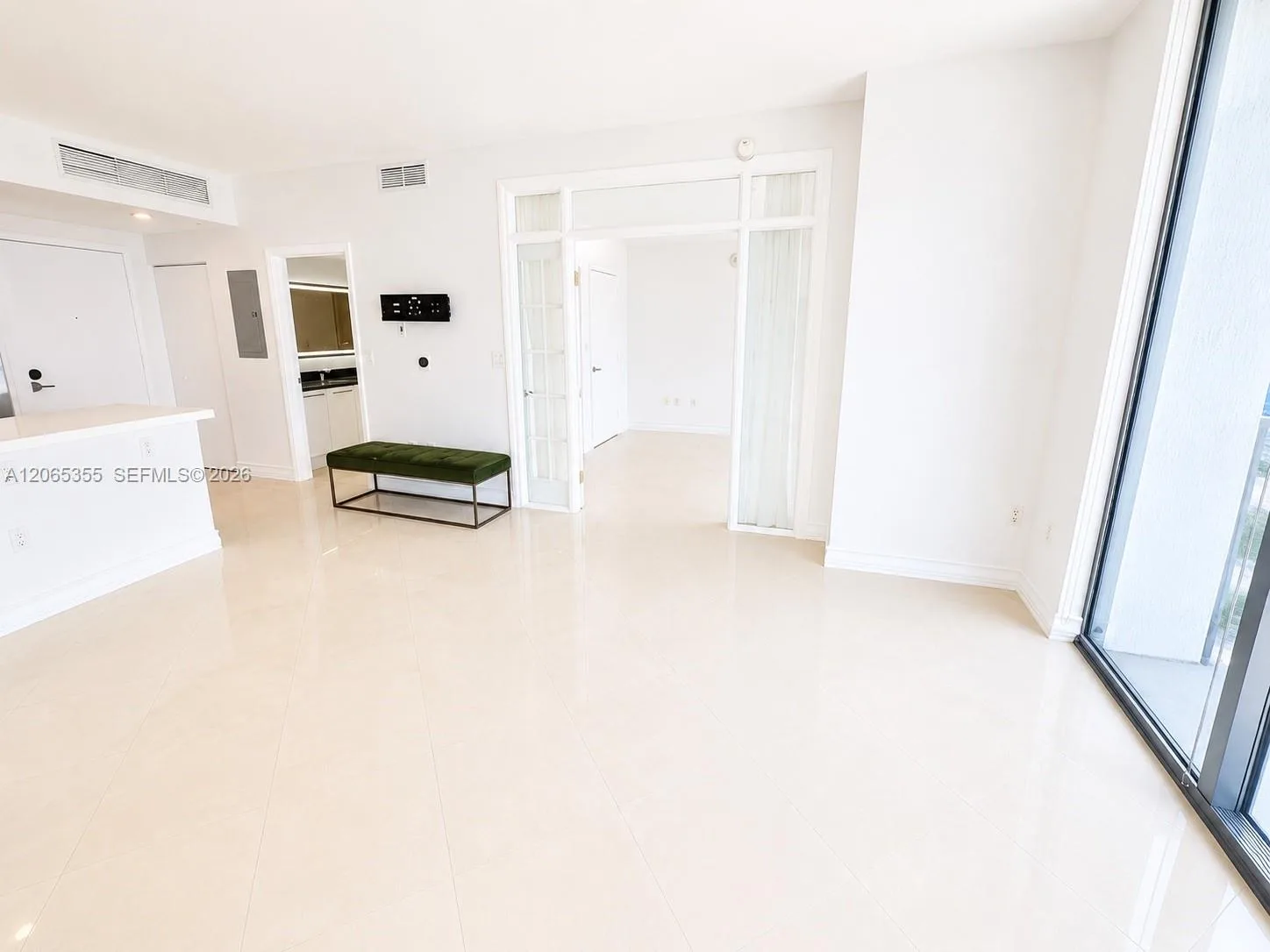 90 SW 3rd St # 3106, Miami, FL 33130 photo 4
