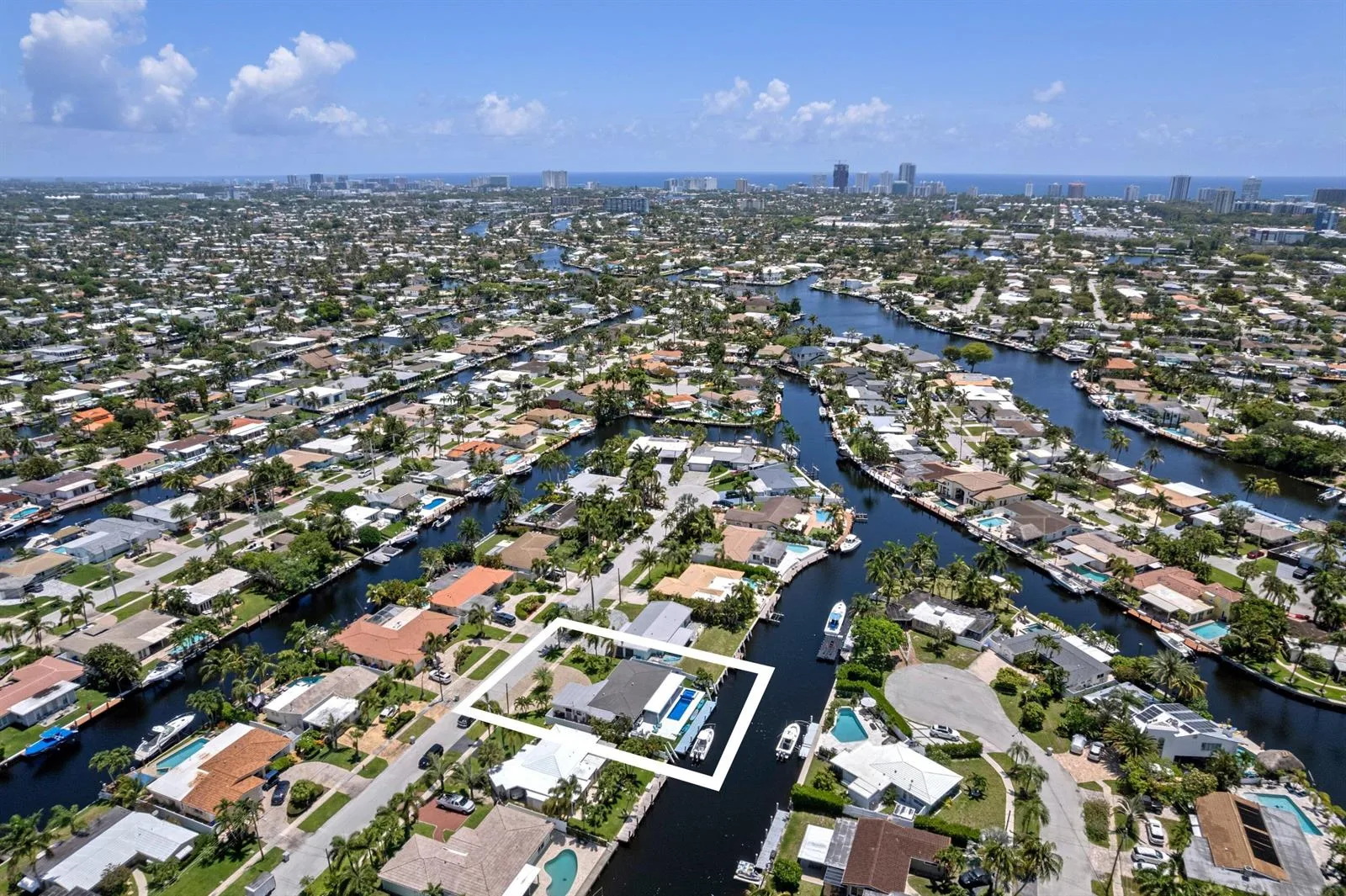 160 SE 12th Court, Pompano Beach, FL 33060 photo 8