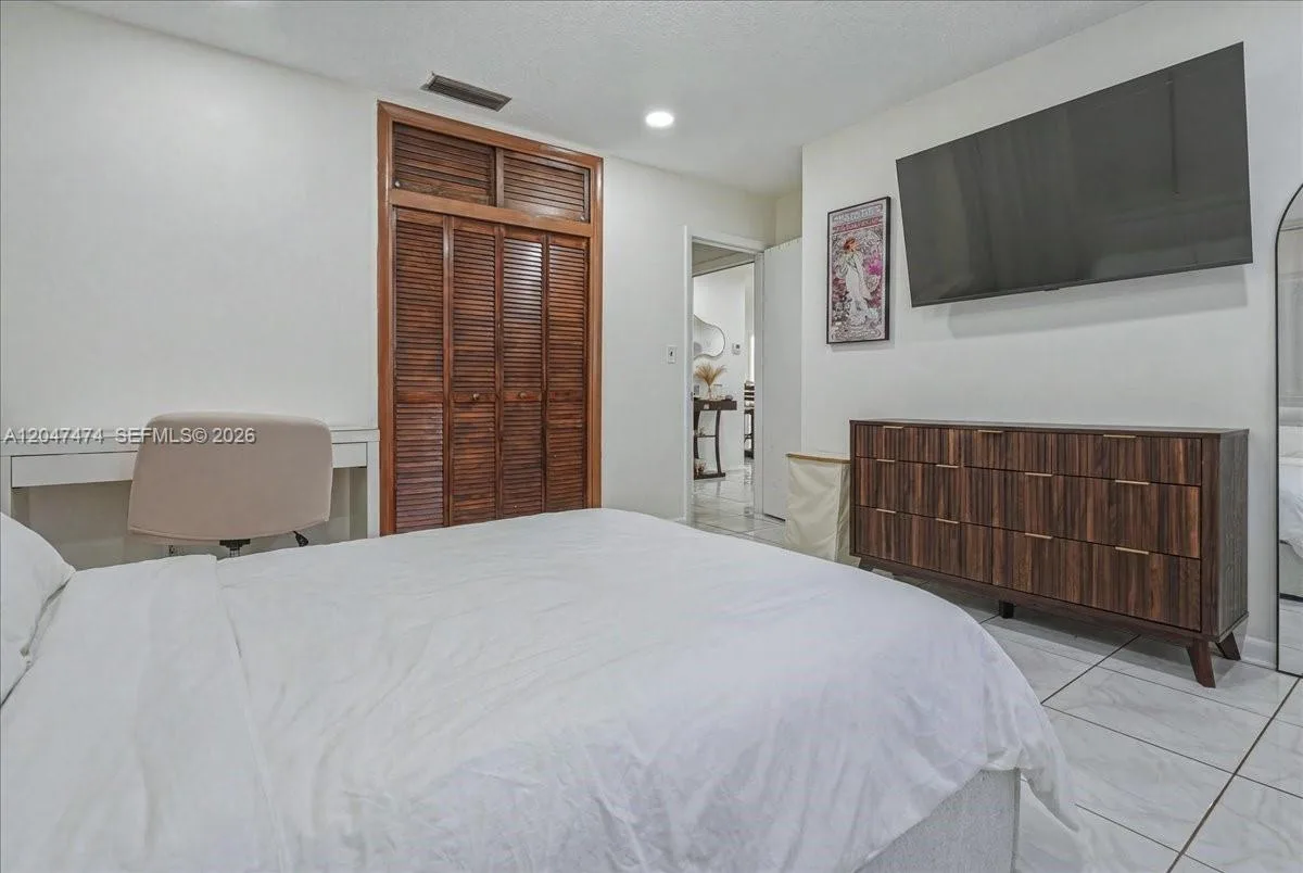 7850 W 16th Ave, Hialeah, FL 33014 photo 13