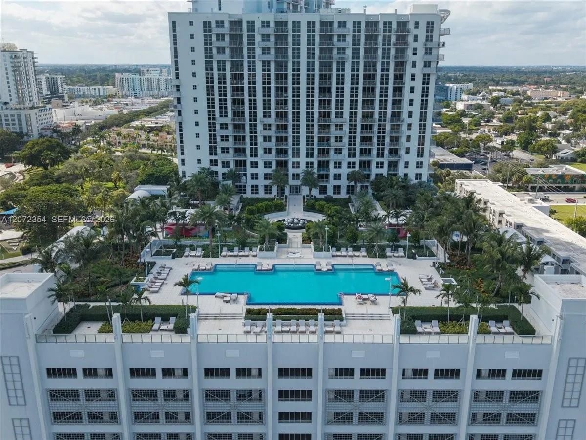 1776 Polk St # 1703, Hollywood, FL 33020
