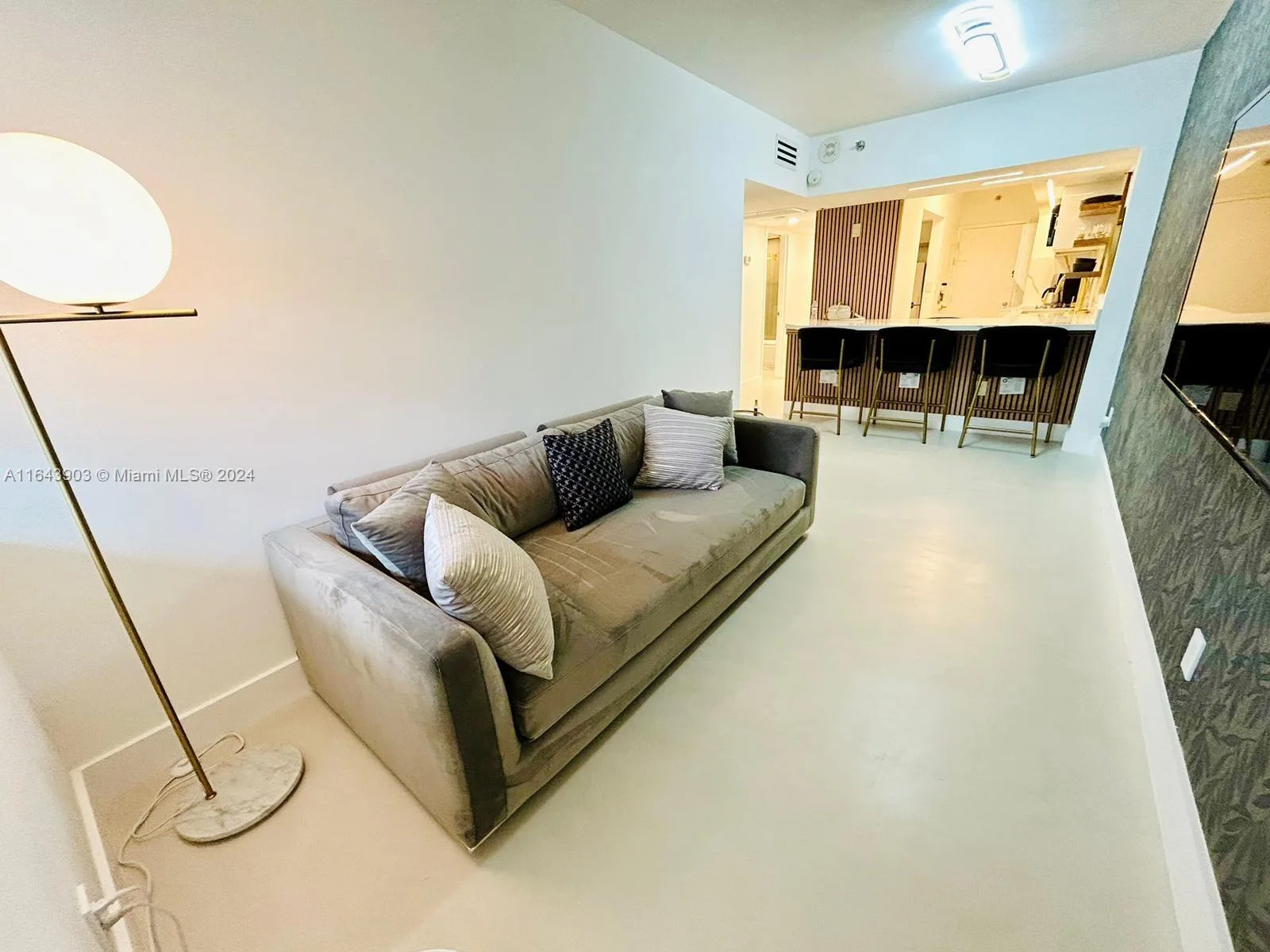 100 Lincoln Rd # 445, Miami Beach, FL 33139