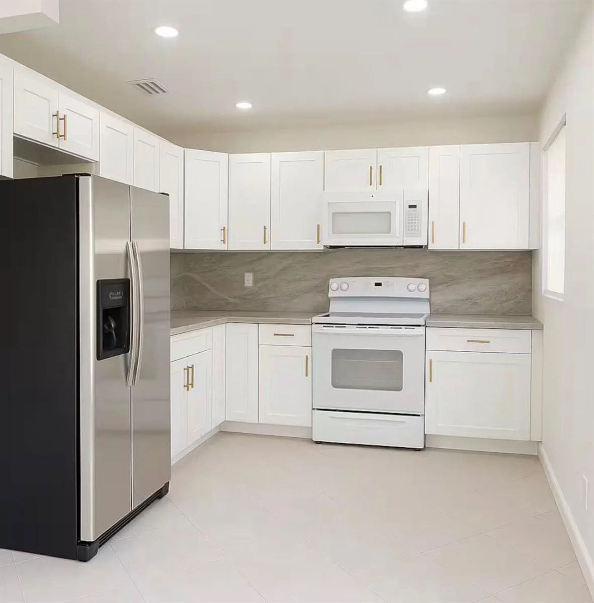 272 NE 44th Street, Deerfield Beach, FL 33064 photo 7