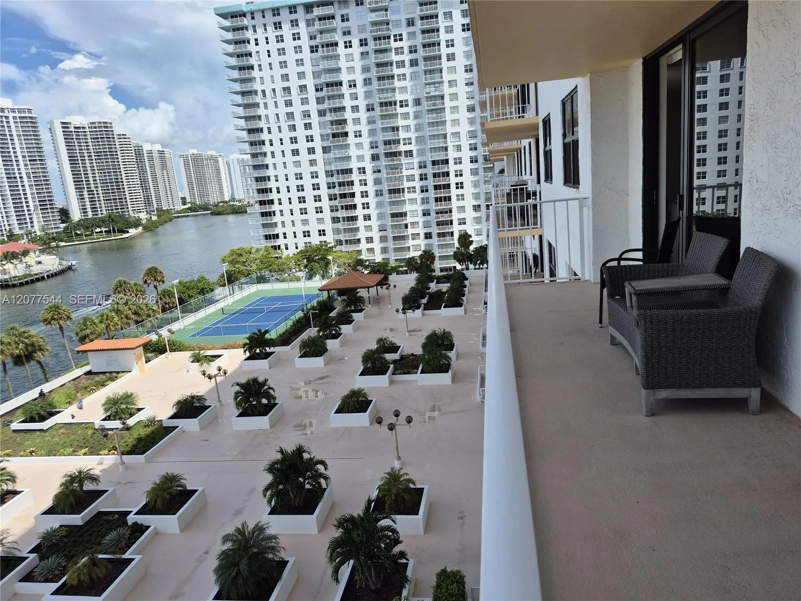 290 174th St # 903, Sunny Isles Beach, FL 33160
