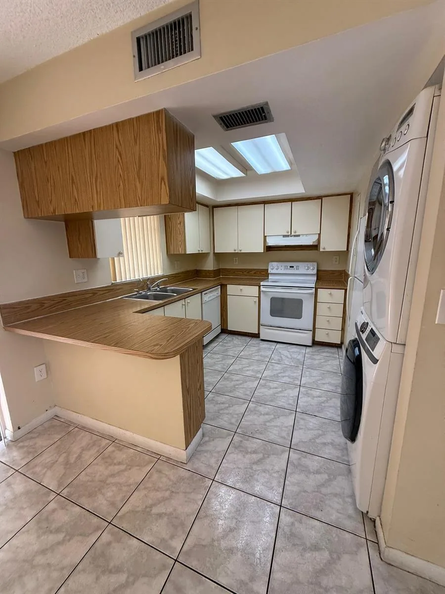 5232 SW 122ND Terrace # 5232, Cooper City, FL 33330 photo 7