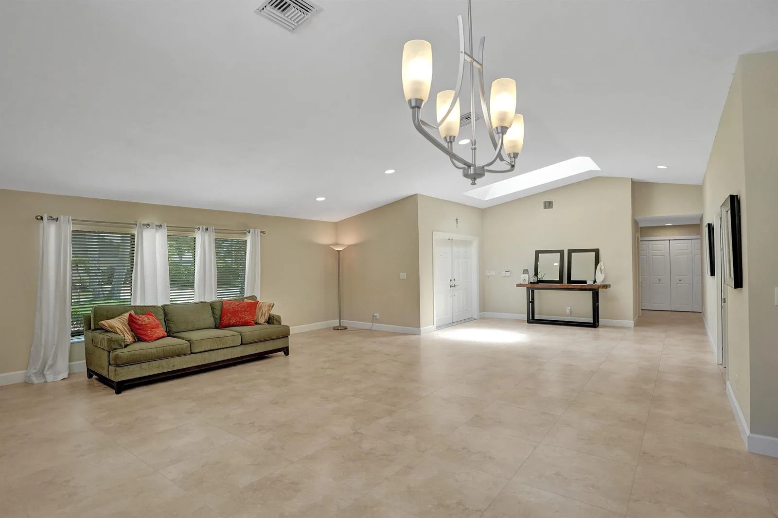 7301 NW 83rd Way, Tamarac, FL 33321 photo 9