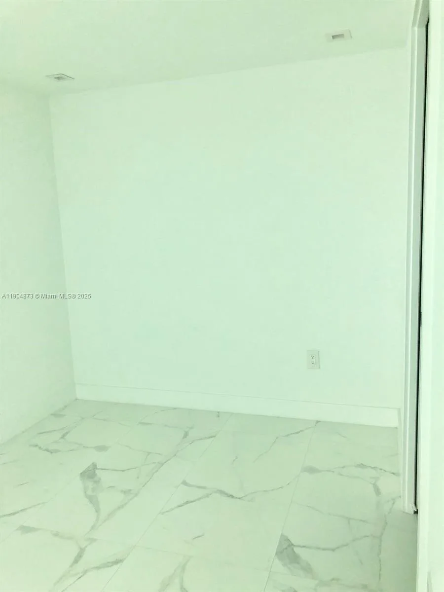 650 NE 32 ST # 4107, Miami, FL 33137 photo 13