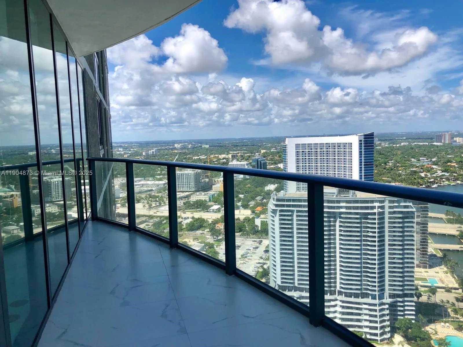 650 NE 32 ST # 4107, Miami, FL 33137 photo 3